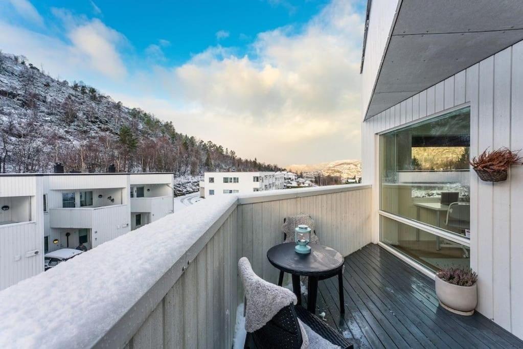 Stor Og Moderne Leilighet I Indre Arna Bergen Gratis Parkering!! Bagian luar foto