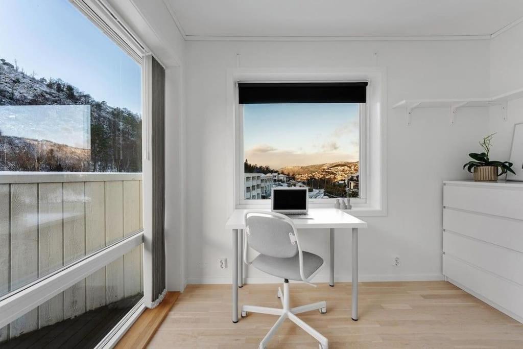 Stor Og Moderne Leilighet I Indre Arna Bergen Gratis Parkering!! Bagian luar foto