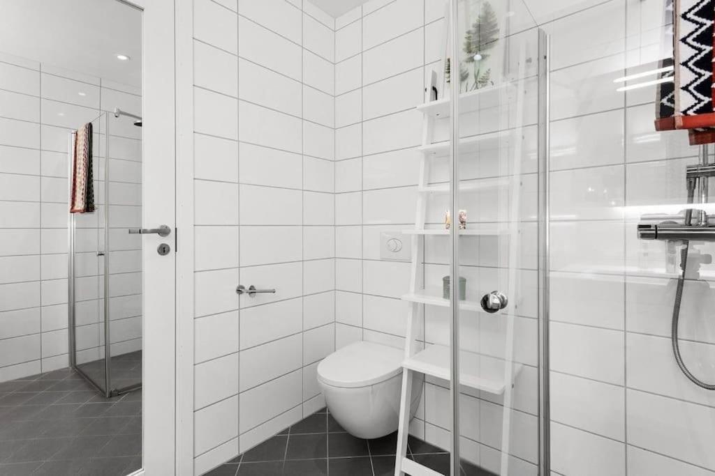 Stor Og Moderne Leilighet I Indre Arna Bergen Gratis Parkering!! Bagian luar foto